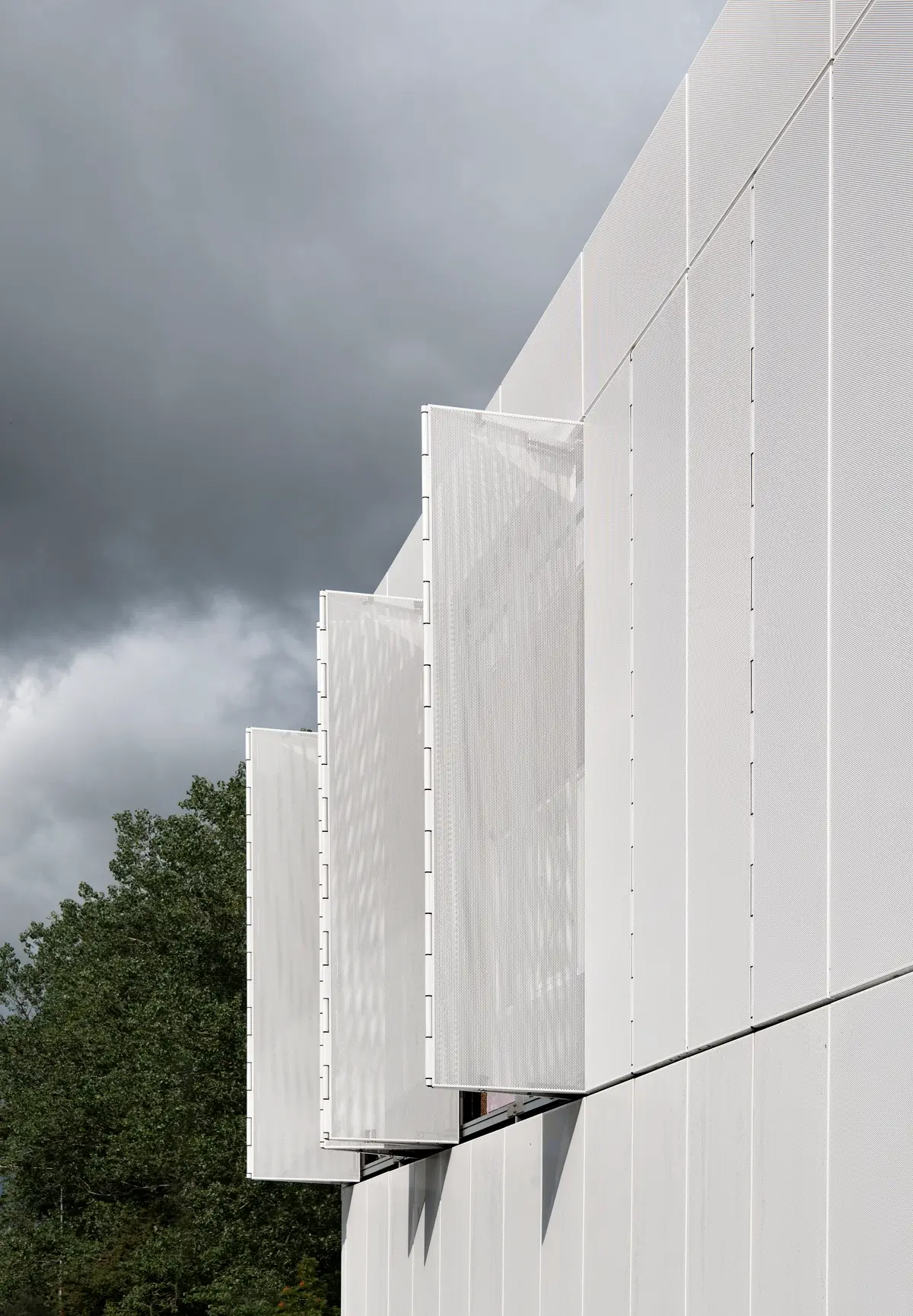 Hybird work illustration